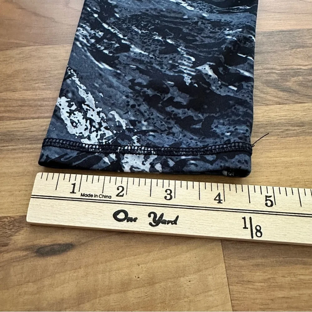 RBX Black and Gray Women’s marble-pattern High-Rise Leggins Size Medium